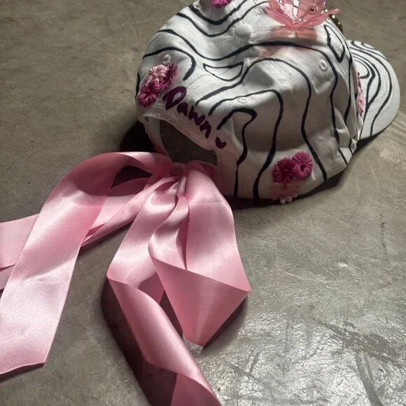 [Custom Made by Dawn] Upcycled Hat - Picture 3 of 3